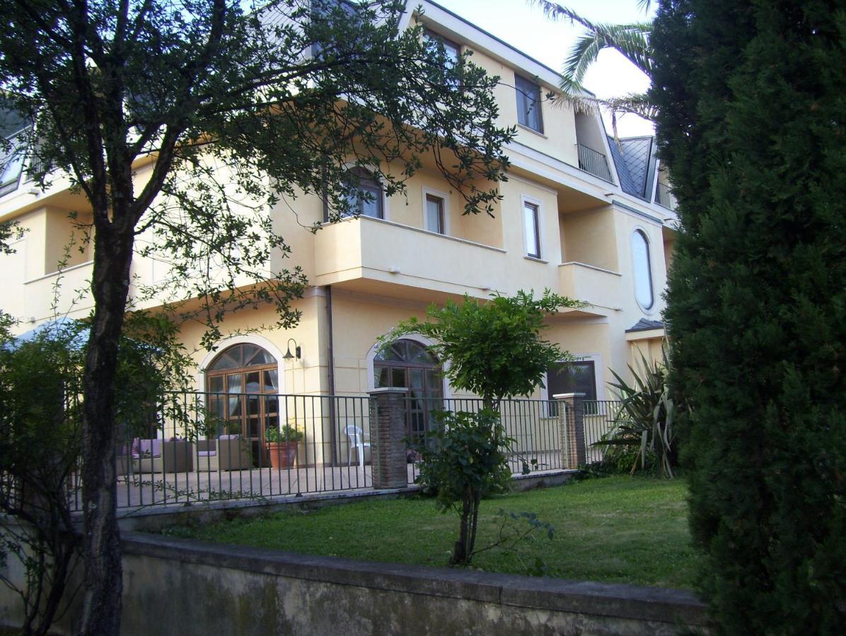 סורה Hotel Del Sole מראה חיצוני תמונה
